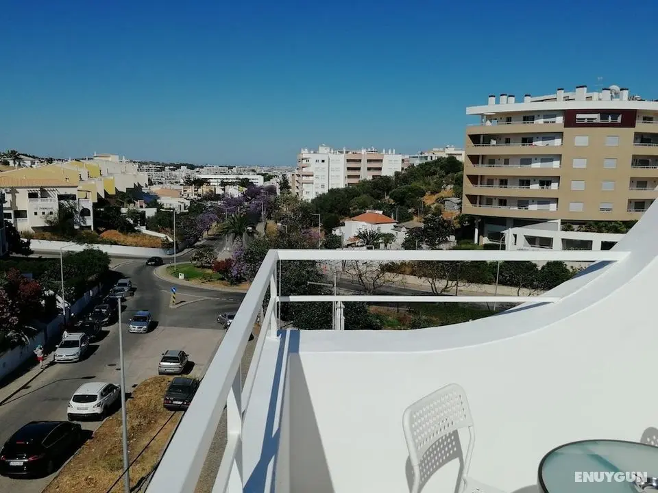 Ocean's 7 - Lagos Guest House - Dış Mekanlar