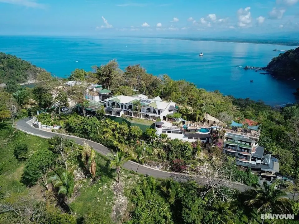 Oceans Two Resort - Öne Çıkan Resim