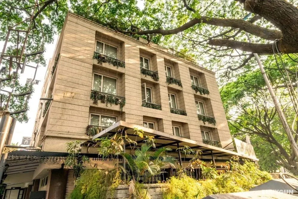 Octave Suites Residency Rd - Dış Mekan