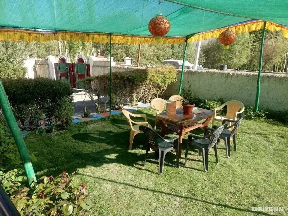 Odbar Guest House - Dış Mekanlar