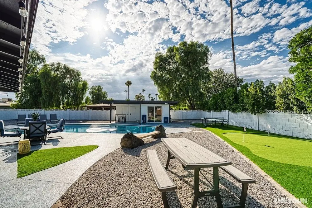 Old Scottsdale Retreat - Öne Çıkan Resim