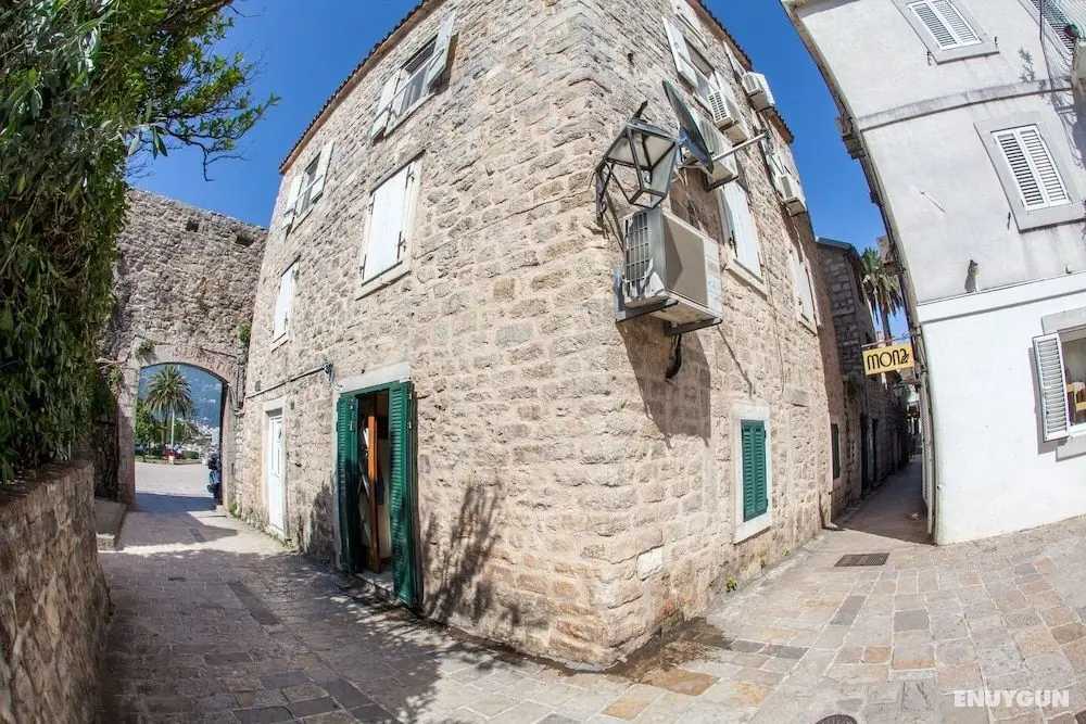 Old Town Apartment Dan - Dış Mekan