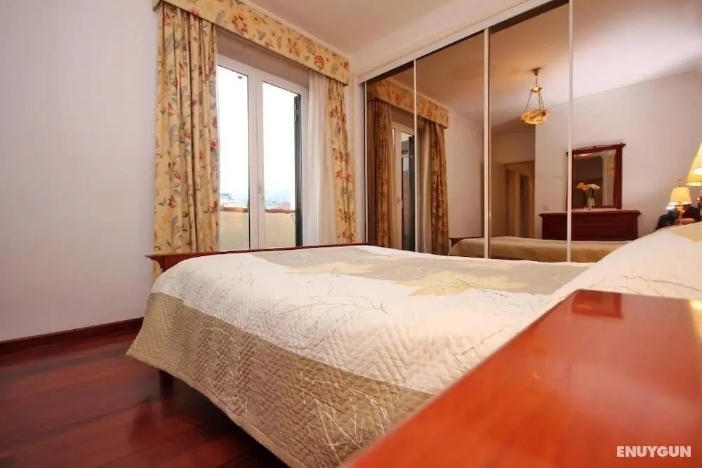 Old Town Apartment Sea View - Oda