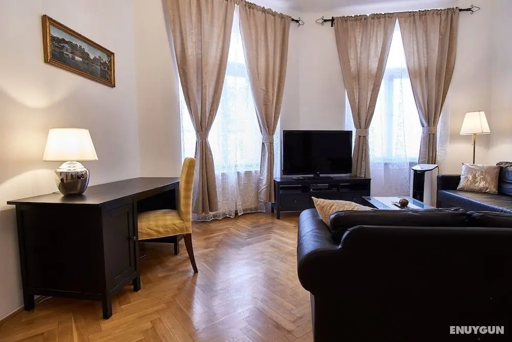 Old Town Square Royal Apartment - Öne Çıkan Resim