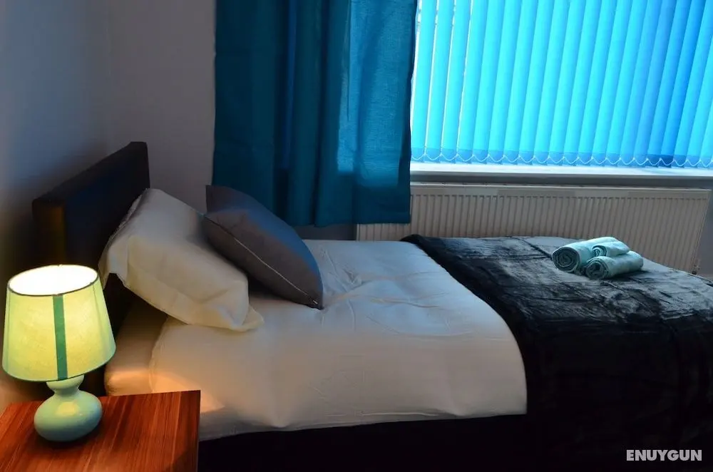 Old Trafford Guest House - Öne Çıkan Resim