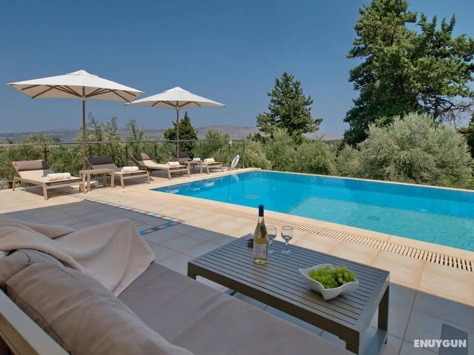 Villa-olivia Sunday Times - Oda