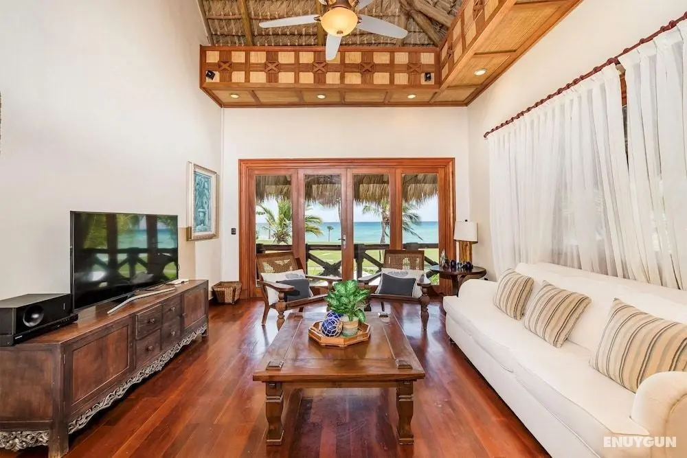 One of the Best Caleton Villas in Cap Cana - Ocean View Villa for Rent With Chef Maid Butler Pool - Oda