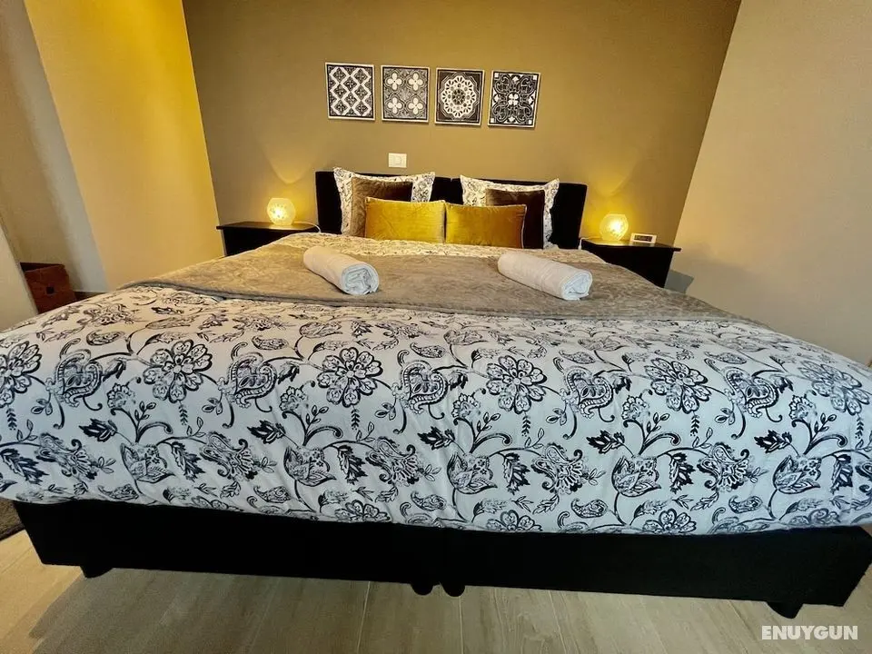 One Lux Stay near Diamond District - Oda