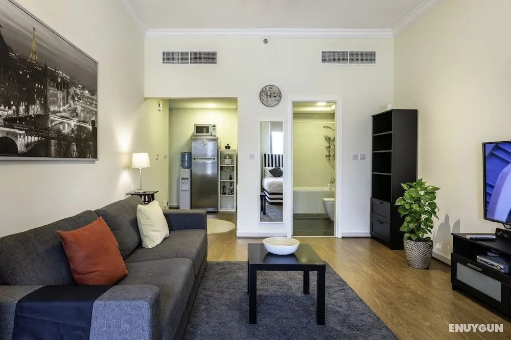 One Perfect Stay - Studio Executive Bay - Öne Çıkan Resim