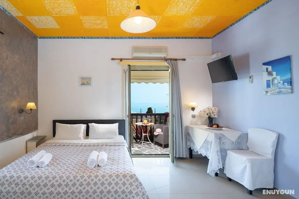 One Private Studio With Stunning Full sea View, Shared Pool and Ac - Öne Çıkan Resim