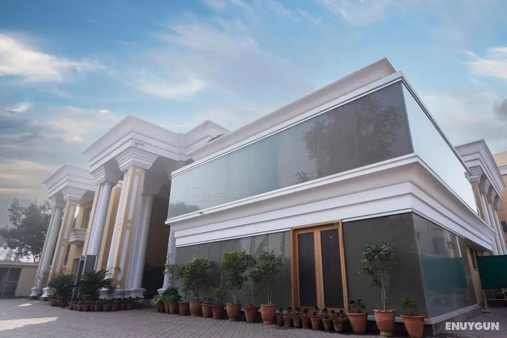 Hotel One Tariq Road Multan - Dış Mekan
