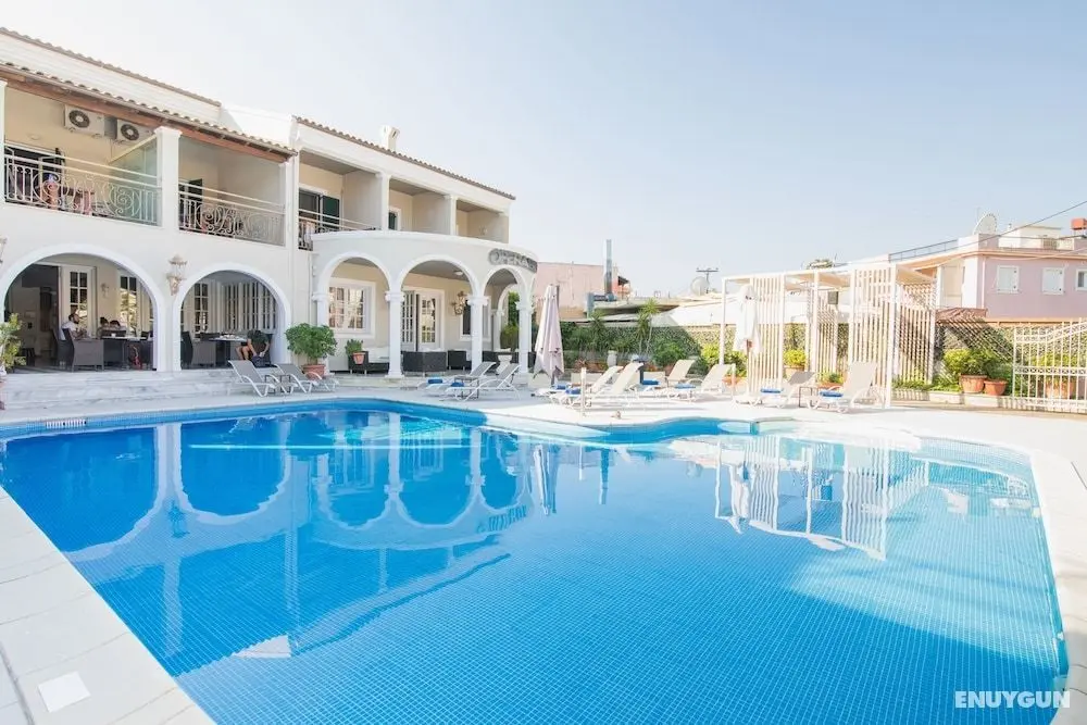 Opera Blue Hotel - Öne Çıkan Resim