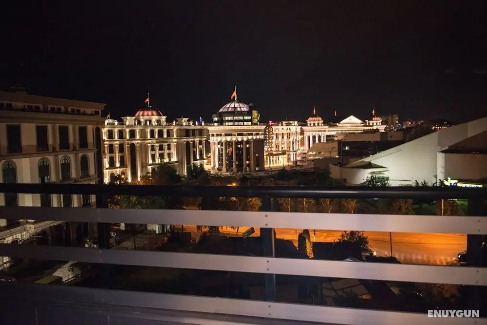 Hotel Opera House - Konum Öne Çıkanlar