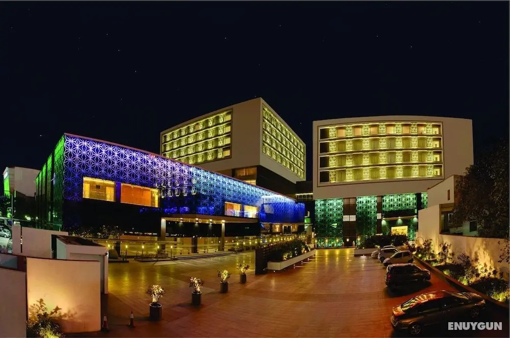 Orange Megastructure LLP - Öne Çıkan Resim