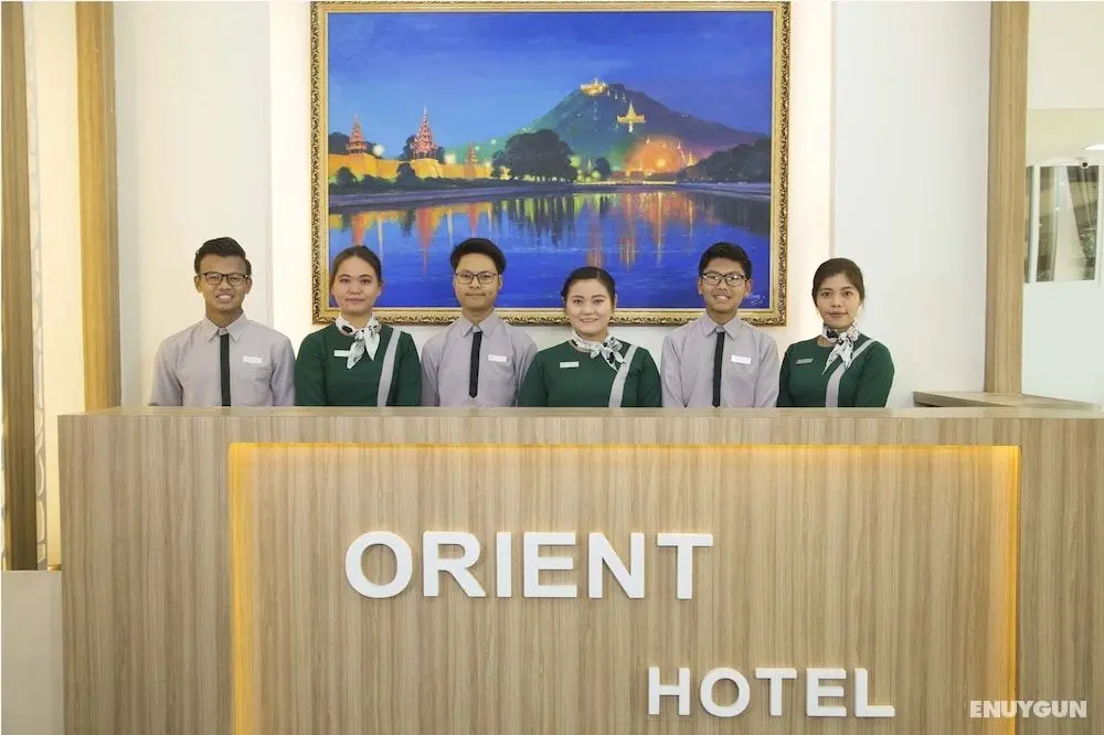 Orient Hotel - Lobi