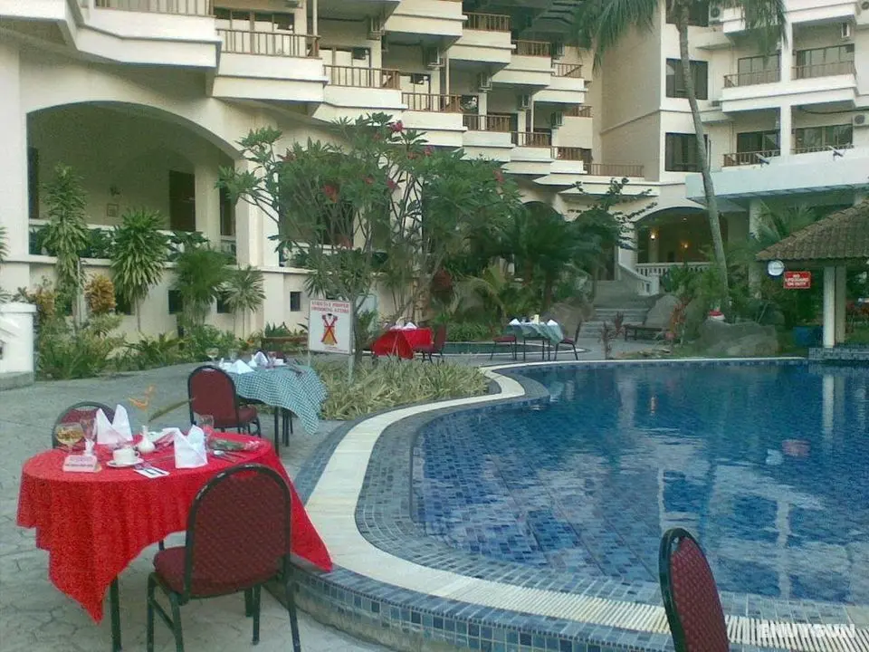 The Orient Star Resort - Genel
