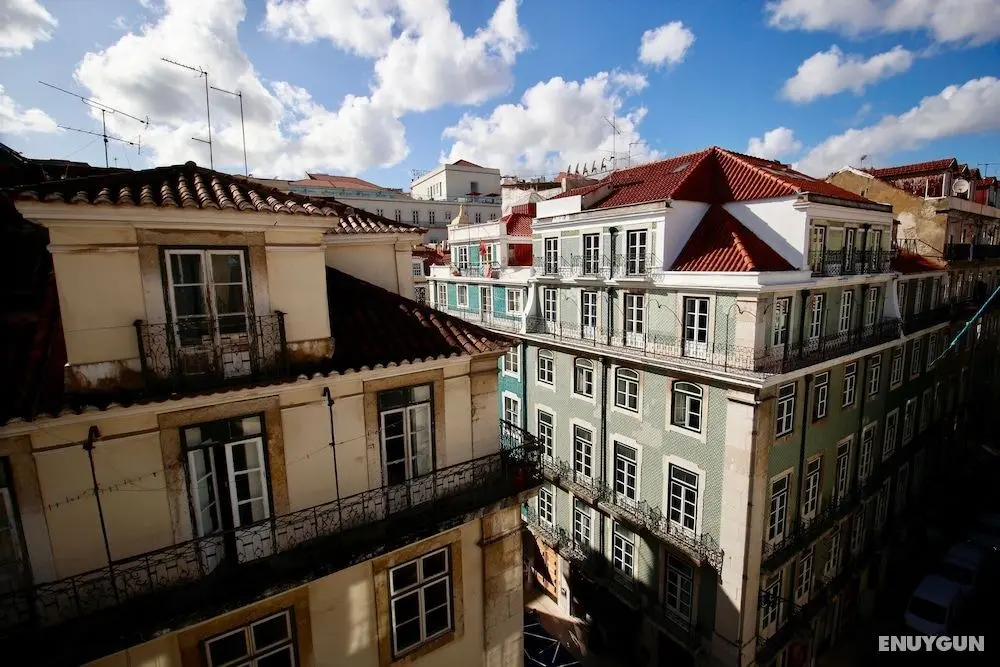 The Original Lisbon Guesthouse - Oda Manzaraları