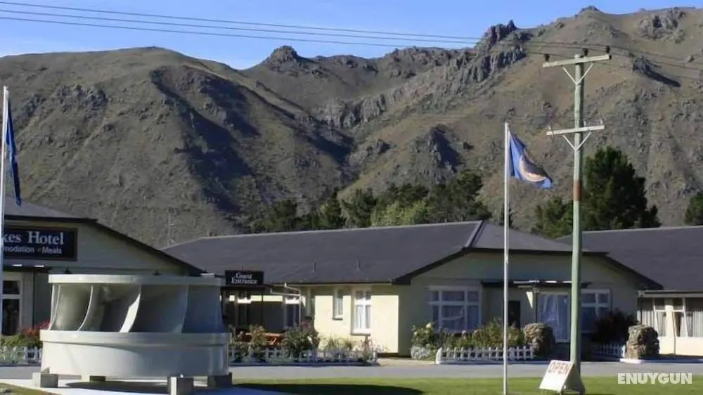 Otematata Eatery Bar and Lodging - Dış Mekan