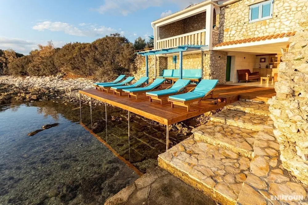 Villa Otus Directly on the sea Island Getaway Private Beach - Oda