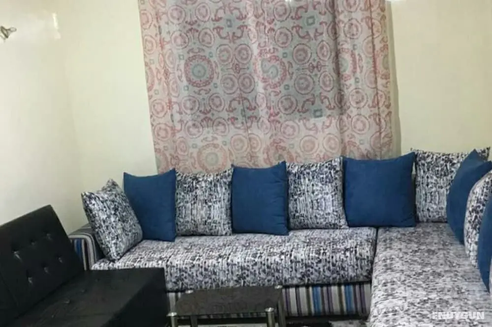 Oulfa Azhar Casablanca - Öne Çıkan Resim