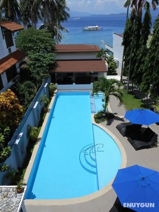 Out of the Blue Resort - Öne Çıkan Resim