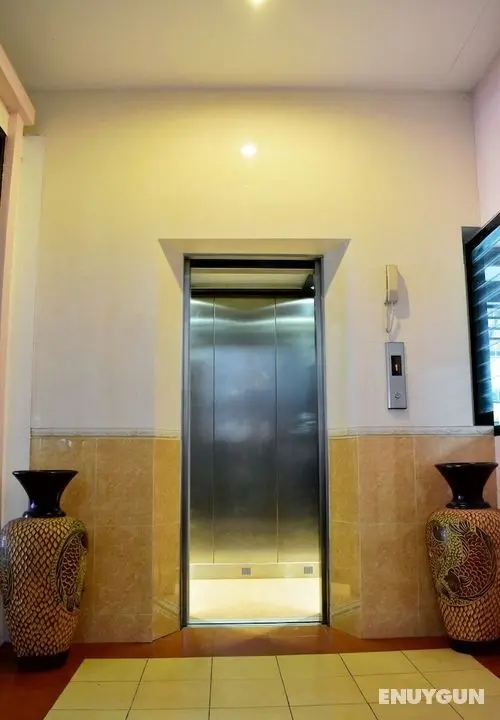Outdoor Inn Kata Hotel - Lobi
