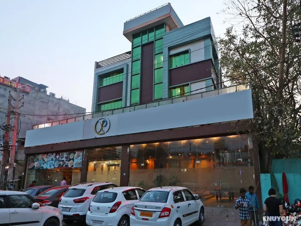 OYO 1125 Hotel City Point - Dış Mekan