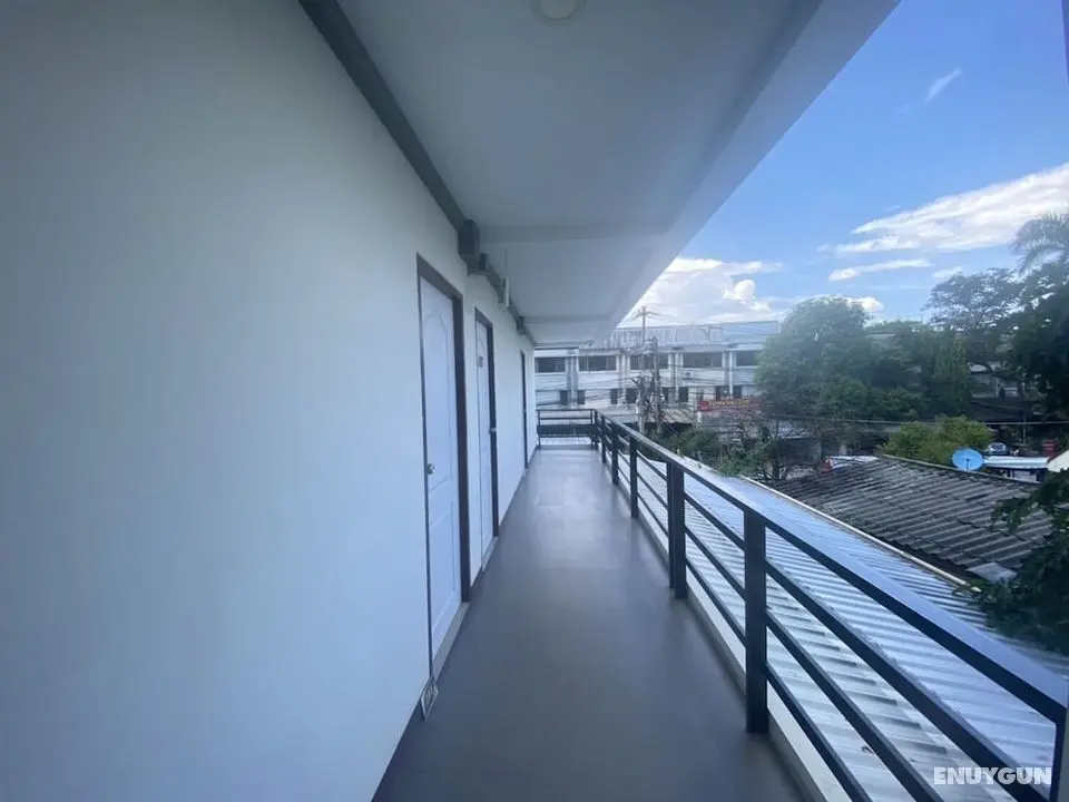 OYO 1135 Triple A Residence - Dış Mekanlar