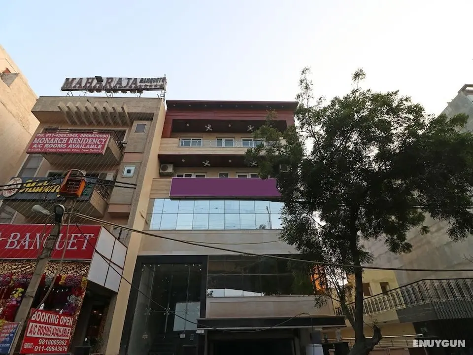 OYO 11611 Royal Palace Inn - Dış Mekan