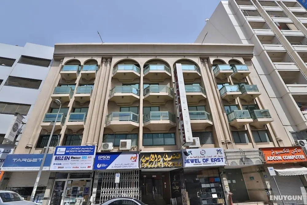 OYO 118 Dallas Hotel - Dış Mekan
