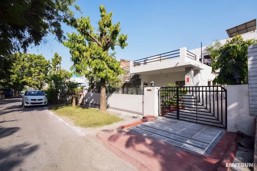 OYO 11874 Home Cozy Stay Goverdhan Villas - Dış Mekan