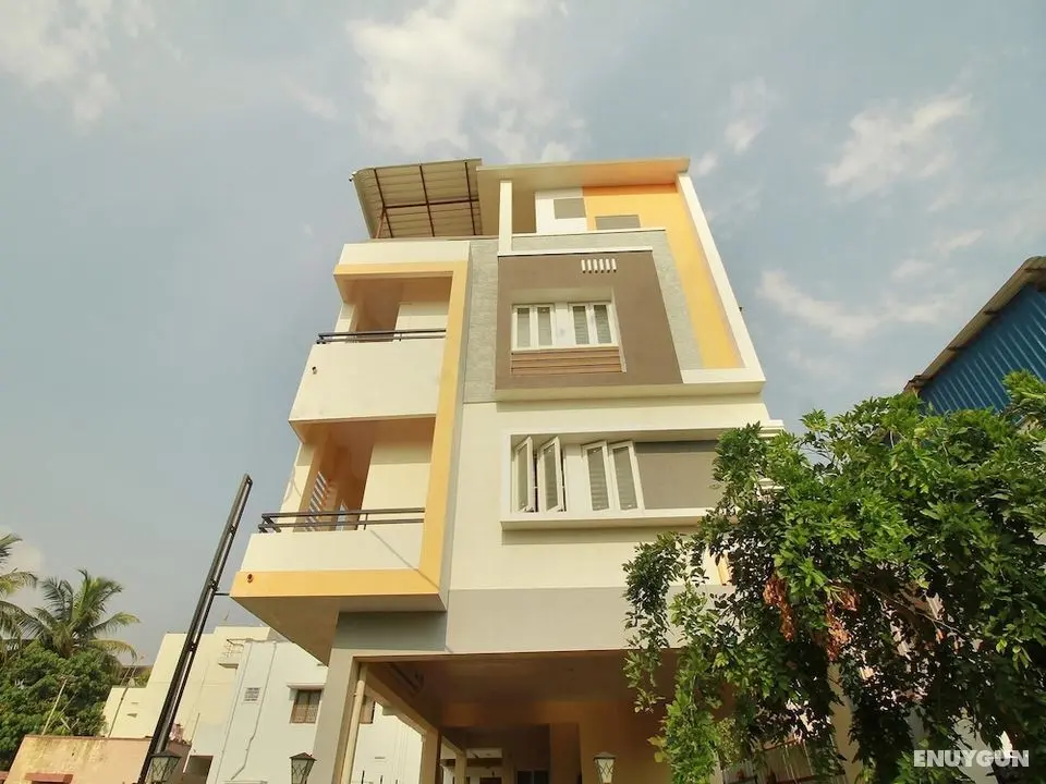 OYO 12798 Soundaryam Apartments - Dış Mekan