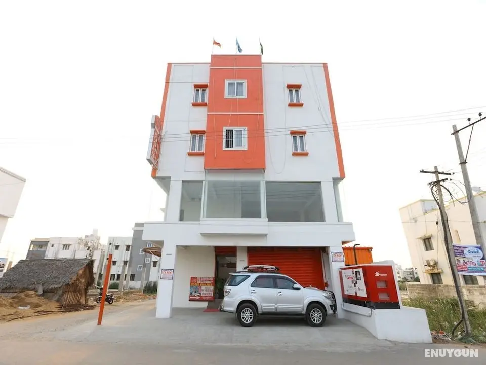 OYO 12831 ITS South East Residency - Öne Çıkan Resim