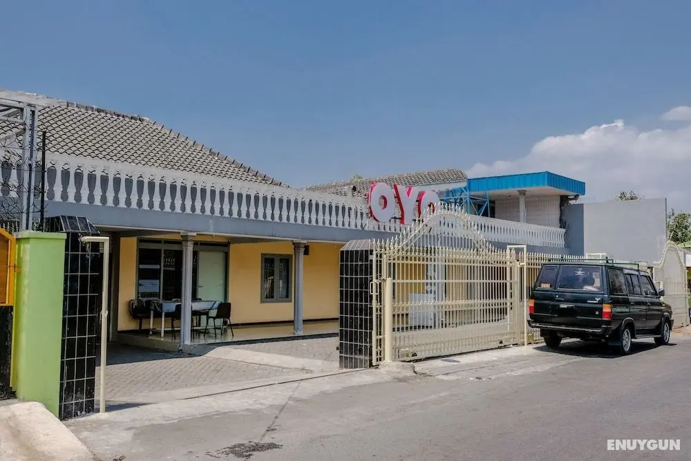 OYO 1289 Cbr Residence - Dış Mekan