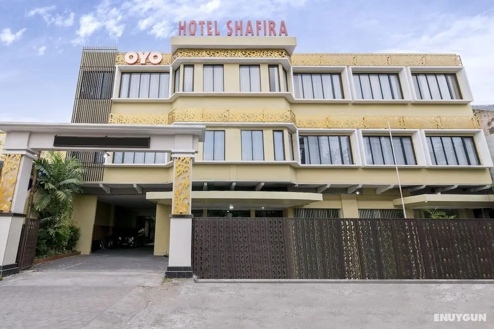 OYO 1309 Hotel Shafira - Dış Mekan