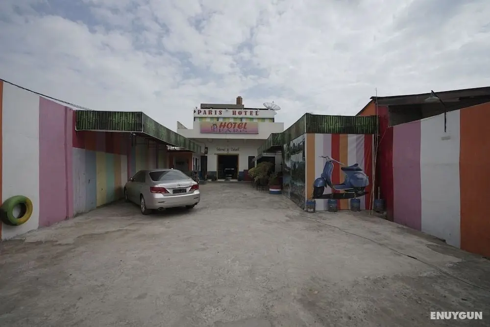 OYO 1315 Paris Hotel - Dış Mekan