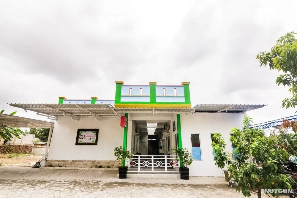 OYO 1330 Tanjungpinang Residence Syariah - Dış Mekan