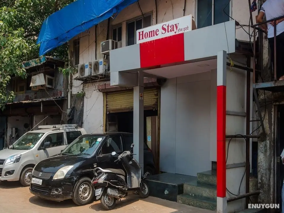OYO 13471 Hotel HomeStay - Dış Mekan