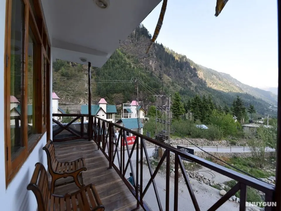 OYO 13841 Whispering Woods - Öne Çıkan Resim