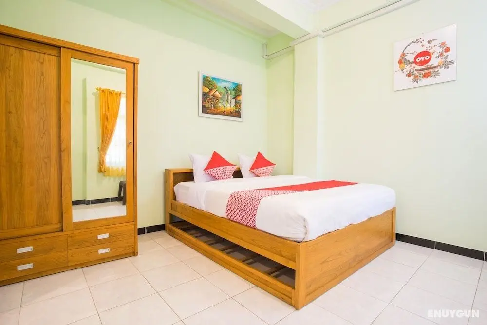 OYO 1419 Rhona Guest House Syariah - Öne Çıkan Resim