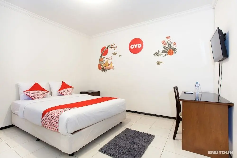 OYO 143 Dukuh Kupang Residence - Öne Çıkan Resim