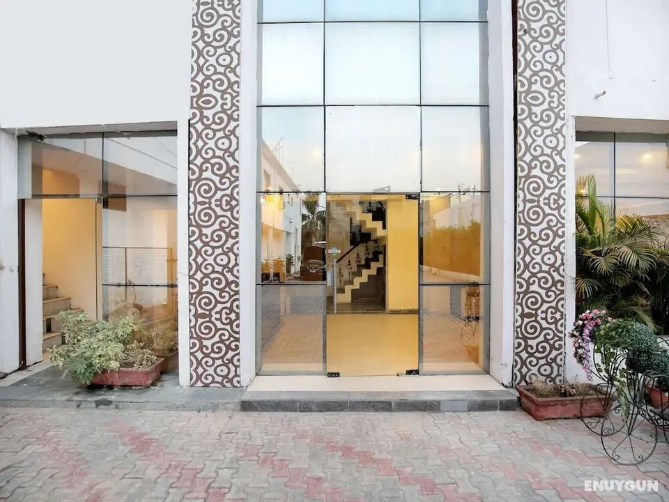 OYO 14830 Hotel Dreamland Resorts - Dış Mekan