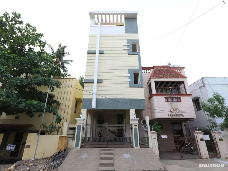 OYO 14934 Kalyani Grand - Dış Mekan