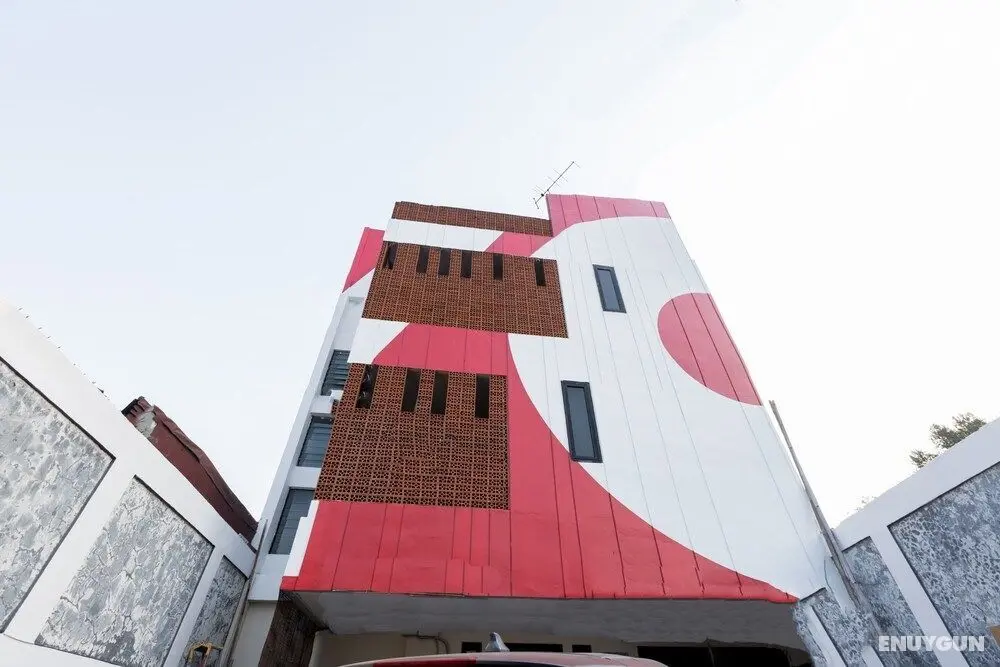 OYO 1516 Cemara Gading Syariah - Dış Mekan