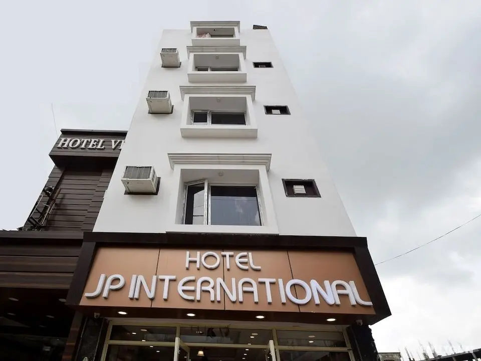 OYO 16629 Hotel Jp International - Öne Çıkan Resim