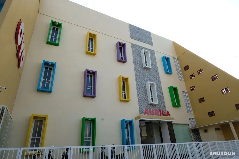 OYO 1665 Aurila Homestay Syariah - Dış Mekan