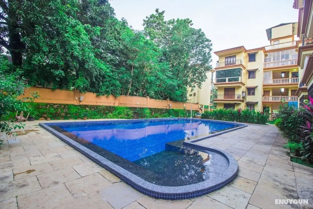 OYO 18705 Home Elegant 2BHK Parra - Havuz