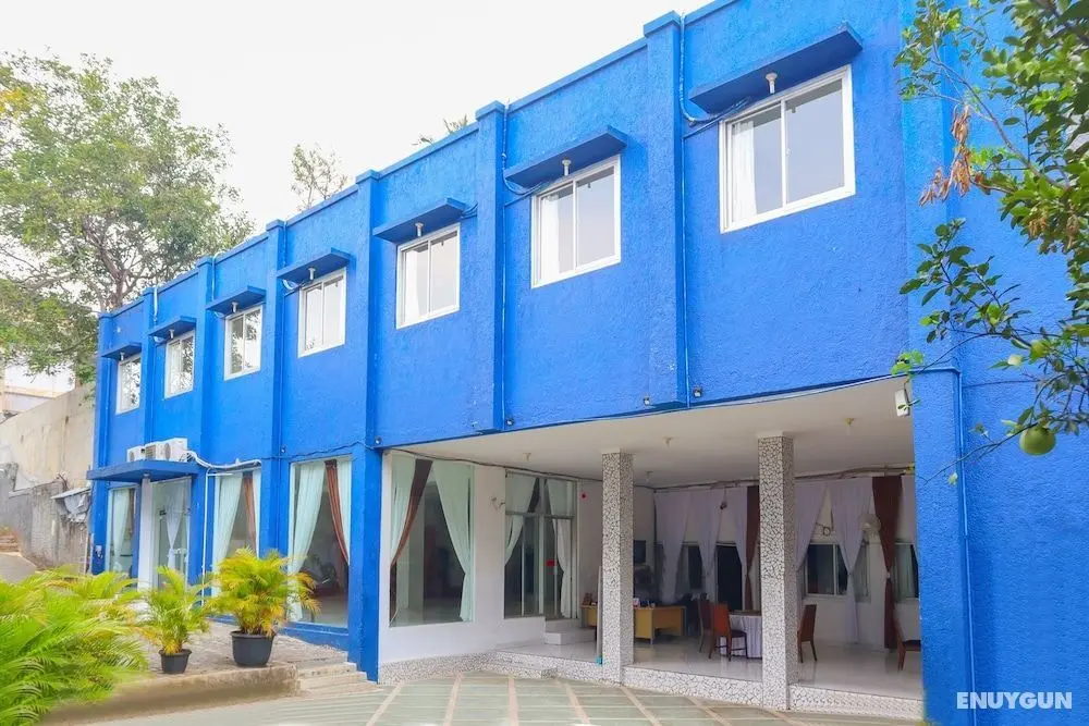 OYO 1967 Hotel House of Eva Syariah - Dış Mekan