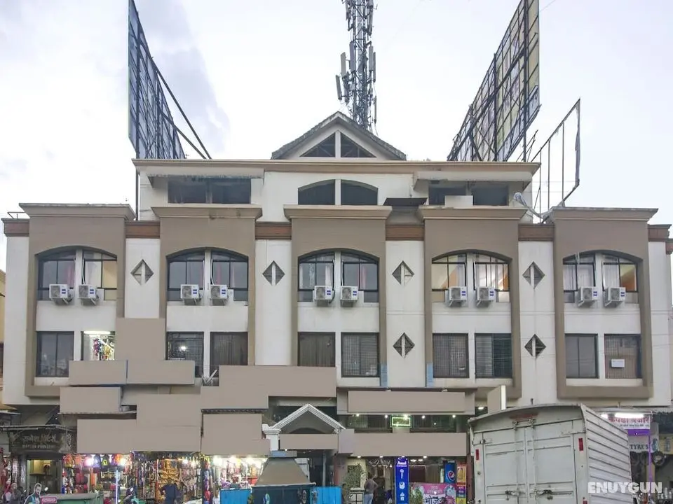 OYO 22772 Hotel Vasantdashmi (purva) - Dış Mekan
