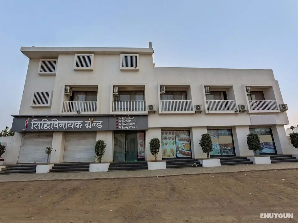 OYO 26117 Hotel Siddhivinayak Celebrations - Öne Çıkan Resim